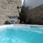 Casa de Férias Casa Annaise Mykonos - Cycladic Gem With Heated Pool & Jacuzzi *